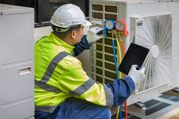 Professional Hvac technician working in Audubon, NJ